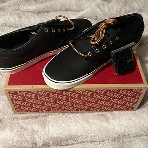 Men’s Bans black leather Atwood sneakers